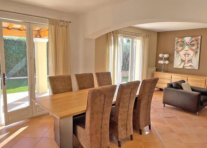 Les Saquèdes Villa
