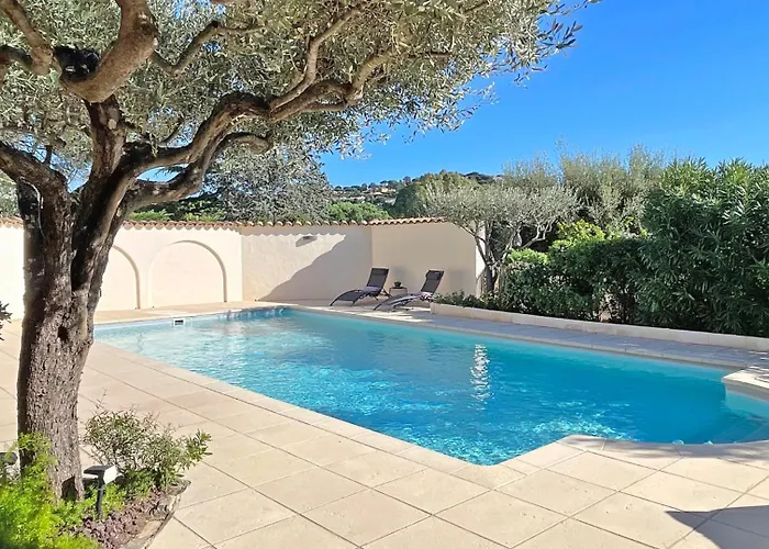 Les Saquèdes Villa *